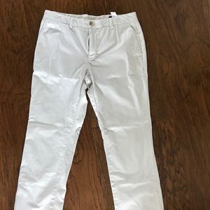 Vineyard vines khakis